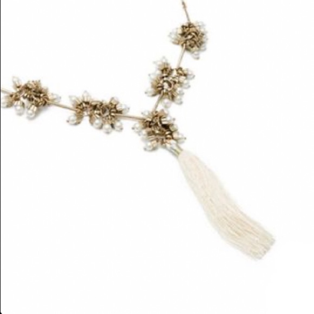 Women’s Retired pearl necklace